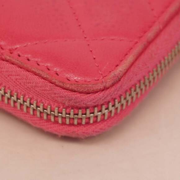 CHANEL Pink Lambskin Leather Wallet - Picture 6 of 11
